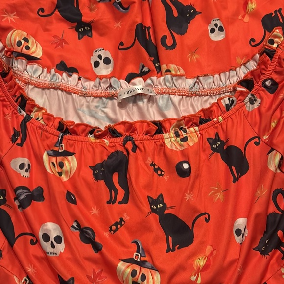 Halloween Dress - Picture 3 of 4